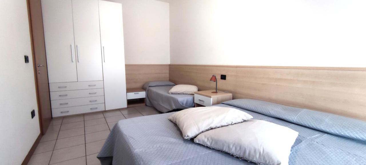 Residence Roberta Con Piscina - Agenzia Cocal Caorle Zewnętrze zdjęcie