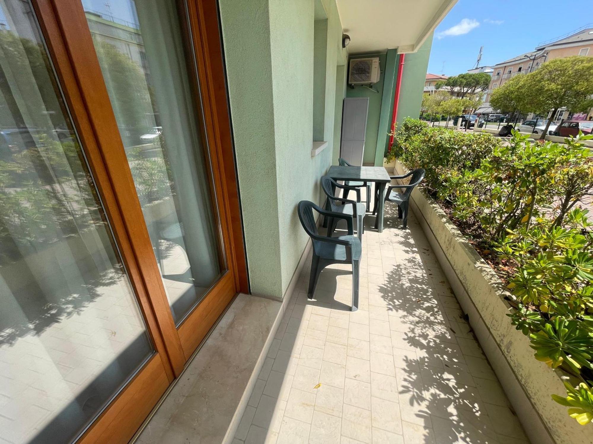 Residence Roberta Con Piscina - Agenzia Cocal Caorle Zewnętrze zdjęcie