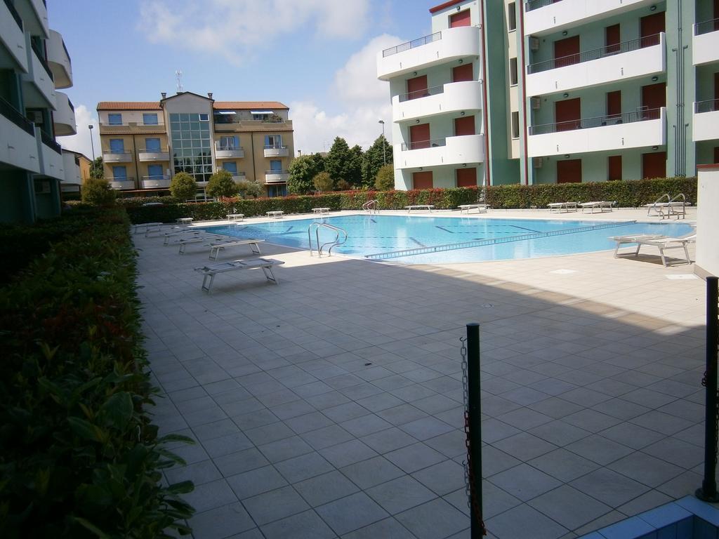Residence Roberta Con Piscina - Agenzia Cocal Caorle Pokój zdjęcie