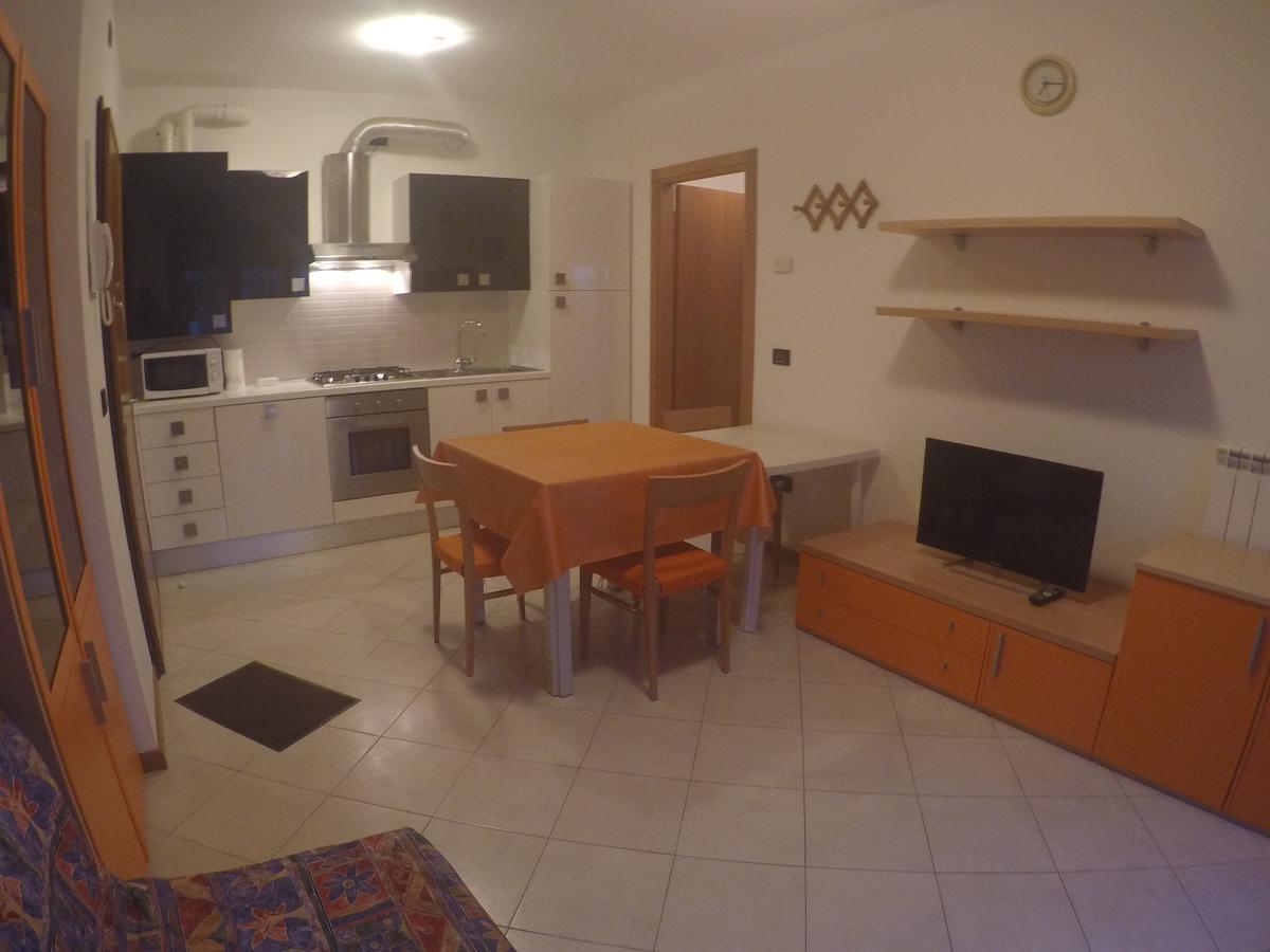 Residence Roberta Con Piscina - Agenzia Cocal Caorle Zewnętrze zdjęcie